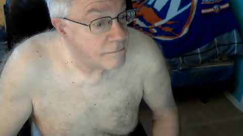 islesman22 online show from July 12, 11:35 am