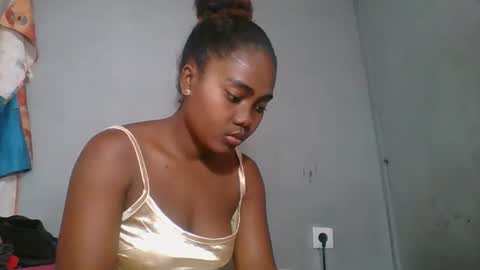 ismayrah online show from April 10, 7:57 am