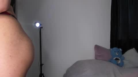 Julyane online show from February 7, 10:52 pm