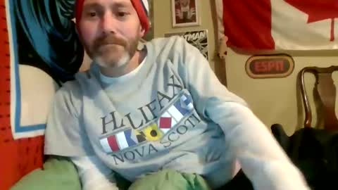 isntthisbreezemellow online show from December 16, 4:41 am