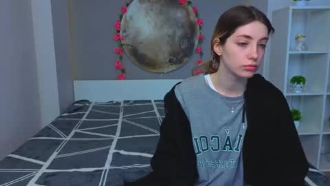 Emilia online show from February 25, 7:23 am