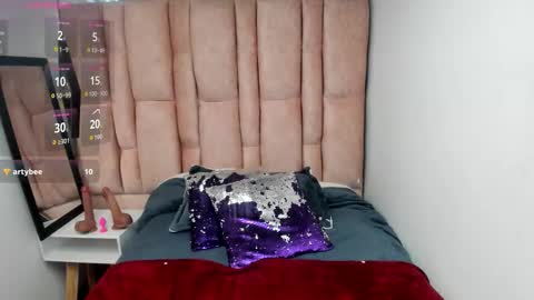 ISSA MILF online show from February 27, 2:42 pm