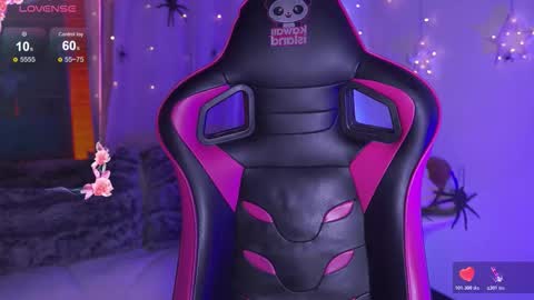 ISSA  online show from October 20, 9:20 pm