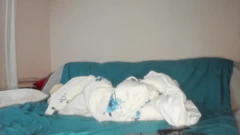 Issabelle online show from September 11, 5:52 am