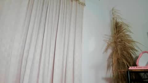  .  .   .  .   online show from October 11, 1:43 am