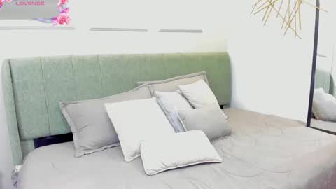 isa online show from March 21, 7:07 pm