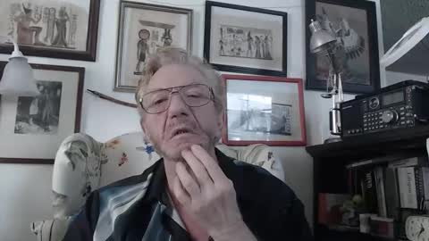 ImYourBitch online show from April 8, 6:33 pm