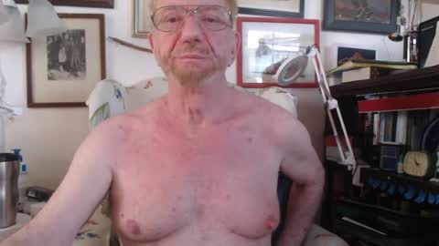 ImYourBitch online show from June 22, 9:55 pm