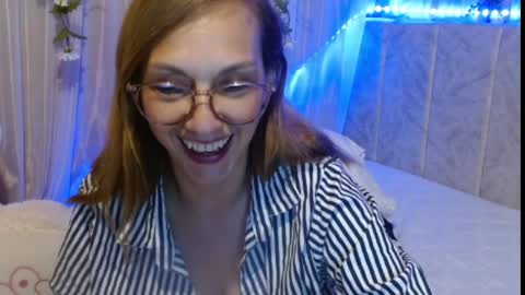 Snapshot of italagomez chatting on February 9, 3:11 am Itala Gomez online show from February 9, 3:11 am