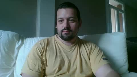 italianbigboy932 online show from April 21, 8:21 am