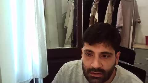 italianboybcn online show from November 10, 9:23 am