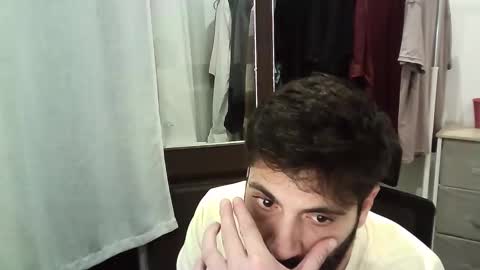 italianboybcn online show from October 29, 7:03 pm