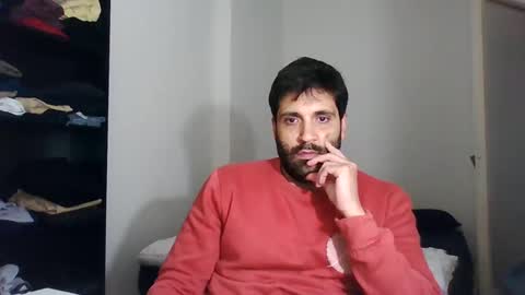 italianboybcn online show from March 9, 9:46 pm