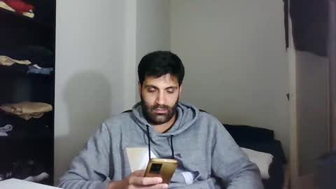 italianboybcn online show from March 4, 5:56 pm