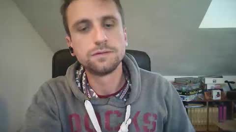 italiano116116 online show from December 1, 3:21 pm