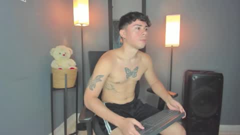 Ithan and Friends online show from March 10, 1:48 pm