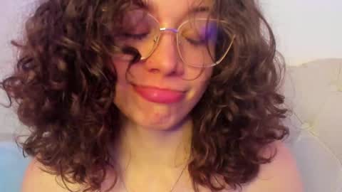 Maria online show from March 7, 5:06 pm