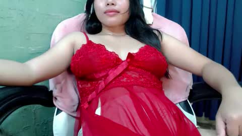 Im Mariee online show from December 5, 9:19 am