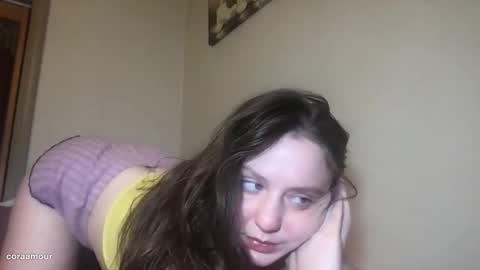 itscoraamour online show from March 16, 3:20 am