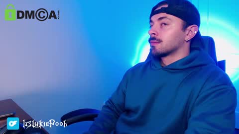 Itslukiepooh online show from November 23, 1:36 am