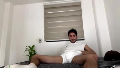 itsmartin_ online show from February 10, 10:02 pm