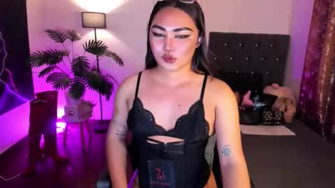 itsmemoiraa69 online show from May 11, 1:40 pm
