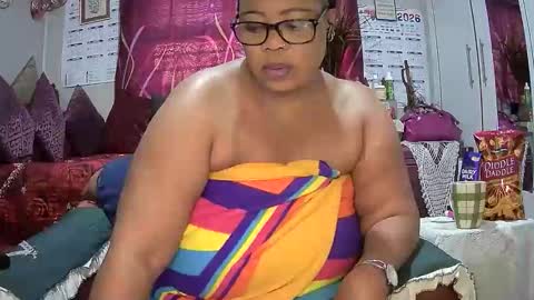 itumeleng74 online show from April 9, 6:19 am