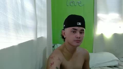 itzme_dex online show from April 10, 4:29 am