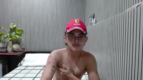 itzme_dex online show from April 2, 4:25 pm