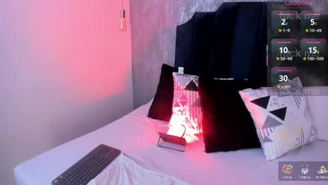 Ivi jones online show from April 19, 8:33 pm