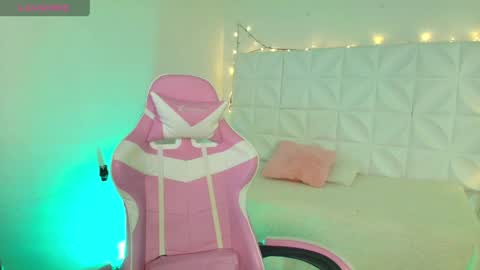 Ivonny online show from April 9, 9:42 pm