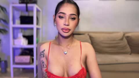 kirstenelsie online show from April 20, 1:19 am