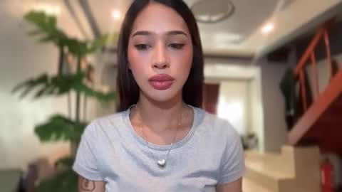 kirstenelsie online show from February 5, 7:01 am