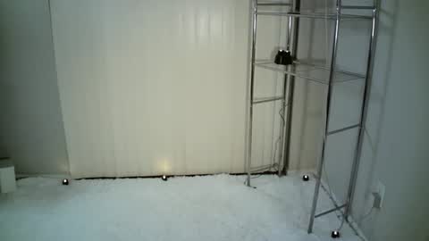 Ivory Desire online show from January 18, 2:42 am