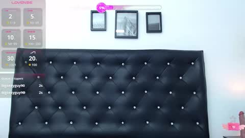 ivorynoir online show from February 4, 2:32 pm