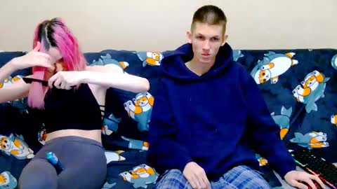 Snapshot of ivy__lester chatting on October 14, 9:23 am Ivy and Lester online show from October 14, 9:23 am