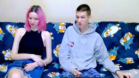 Snapshot of ivy__lester chatting on October 23, 5:42 am Ivy and Lester online show from October 23, 5:42 am