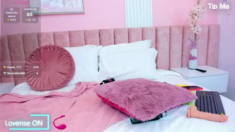 ivy_stonne online show from February 25, 10:35 pm