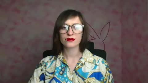 Ivy online show from April 17, 12:18 pm