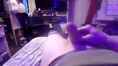 Iwannatryou online show from February 7, 9:16 am