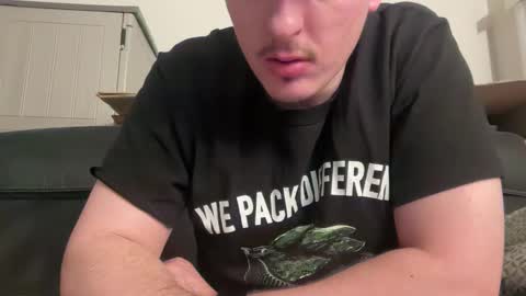 iwantyounow42069 online show from December 6, 12:07 am