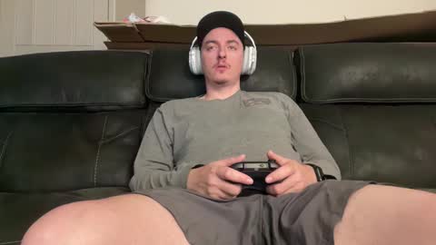 iwantyounow42069 online show from March 23, 12:04 am