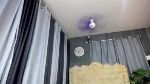 iwillcum4u_ online show from March 14, 5:28 pm