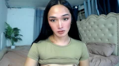 iwillcum4u_ online show from November 22, 7:51 am