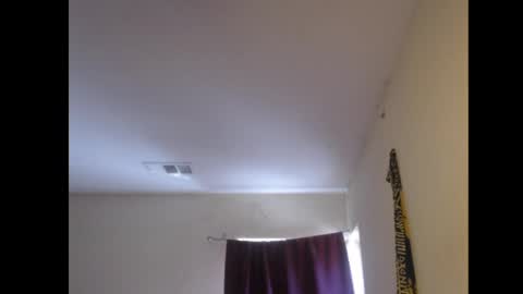 izak144 online show from April 19, 6:21 pm