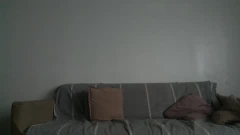 izealvaro online show from October 31, 9:42 am