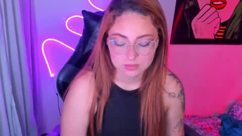 hot izys online show from March 12, 5:02 am