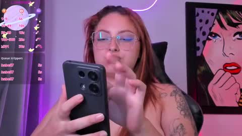 hot izys online show from February 23, 8:49 am