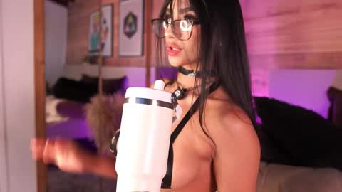 izzywild1 online show from November 14, 12:07 pm