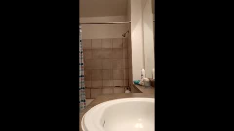 j115809 online show from December 18, 5:14 am